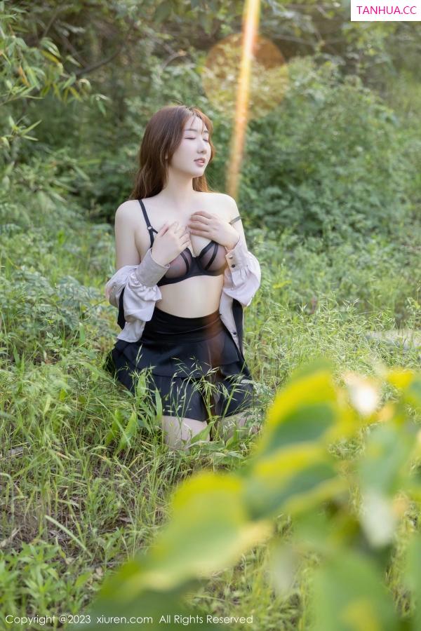 江真真  [XiuRen]高清写真图 2023.05.11 No.6721 江真真 丝袜美臀第30张图片